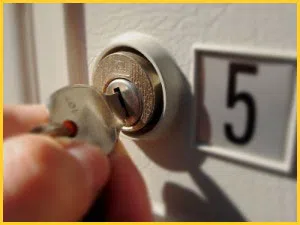 Exclusive Locksmith Service Miami, FL 305-894-5986 - 9-mailbox-locks